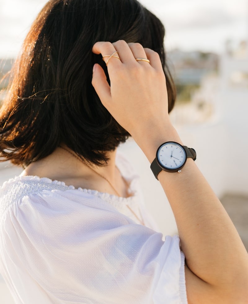 Reloj de madera Nacre 36 mm (con correa blanca)